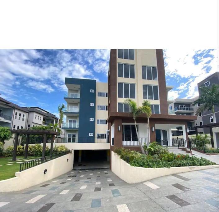 Funtime Vacation Home Kingston Luaran gambar