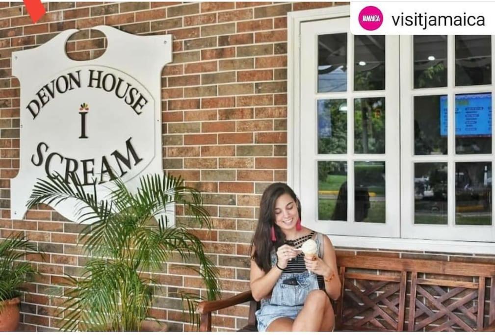 Funtime Vacation Home Kingston Luaran gambar